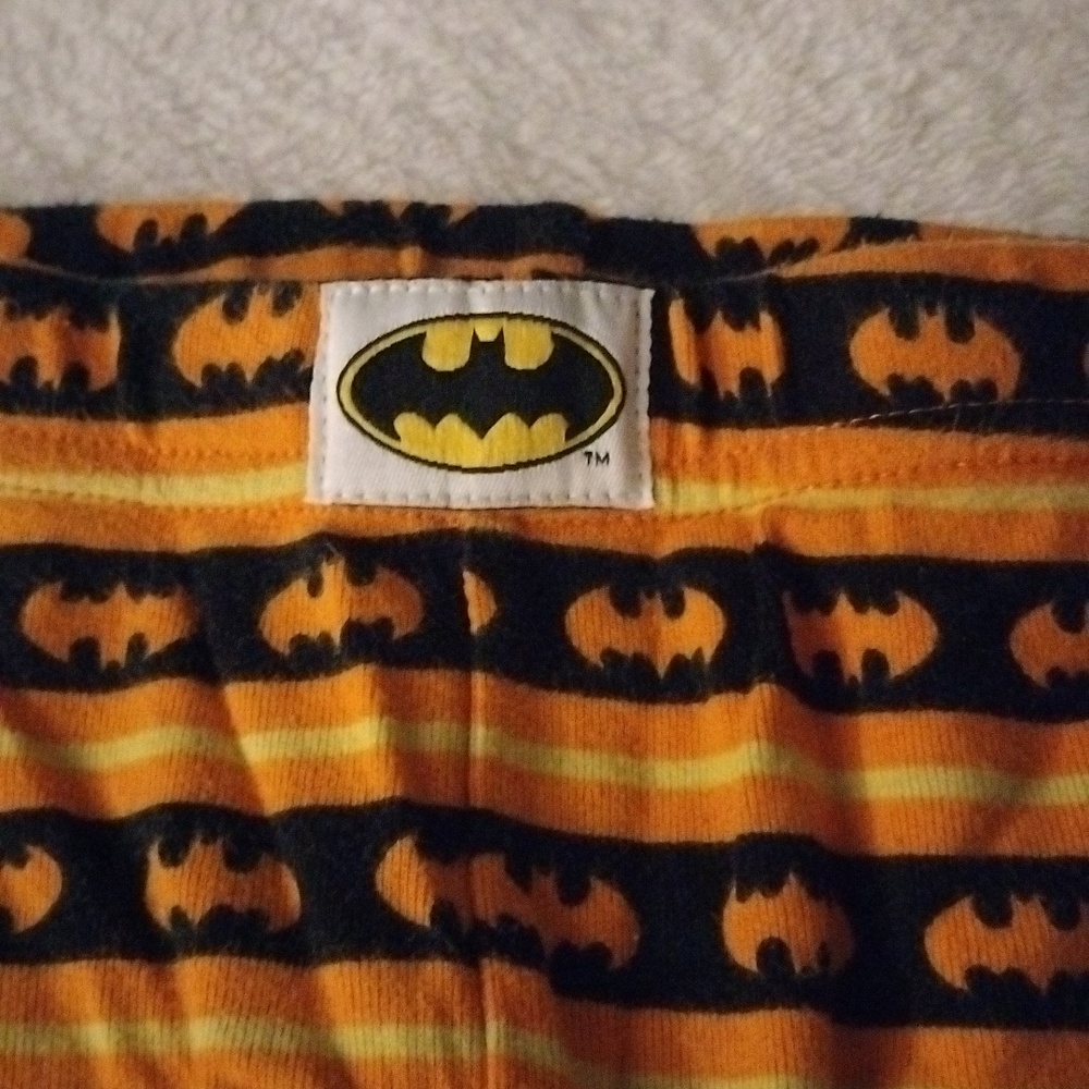 ⚜️ Batman 2 Piece Pajama Set - Picture 4 of 9